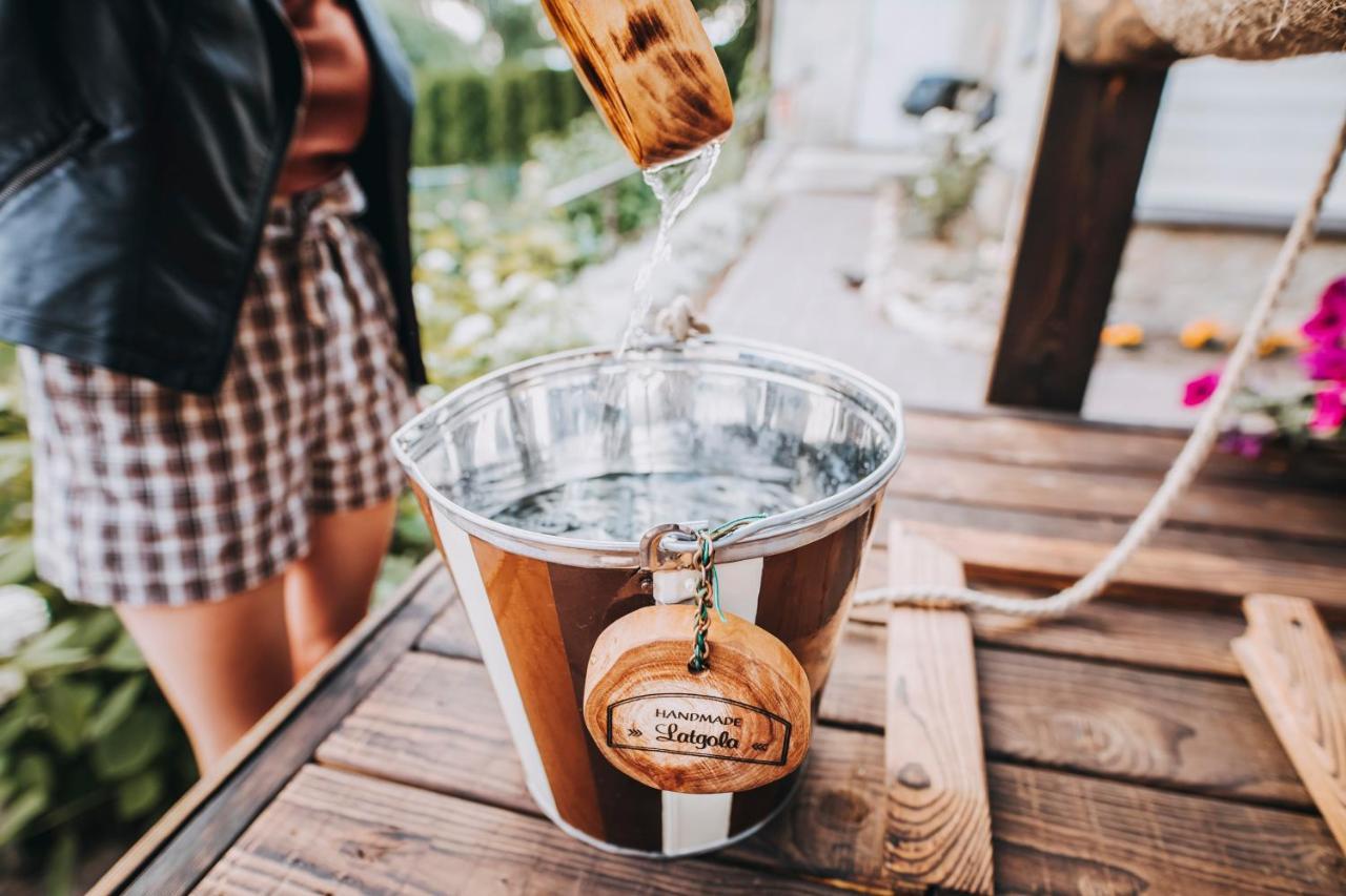 Handmade Latgola - Vairak Ka Vienkarsi "Naktsmitne" Līvāni Esterno foto